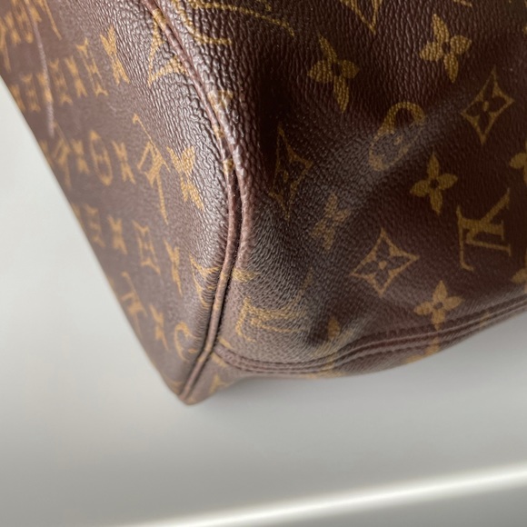 ❤️SOLD❤️🤎Louis Vuitton Neverfull MM🤎 - Picture 14 of 16
